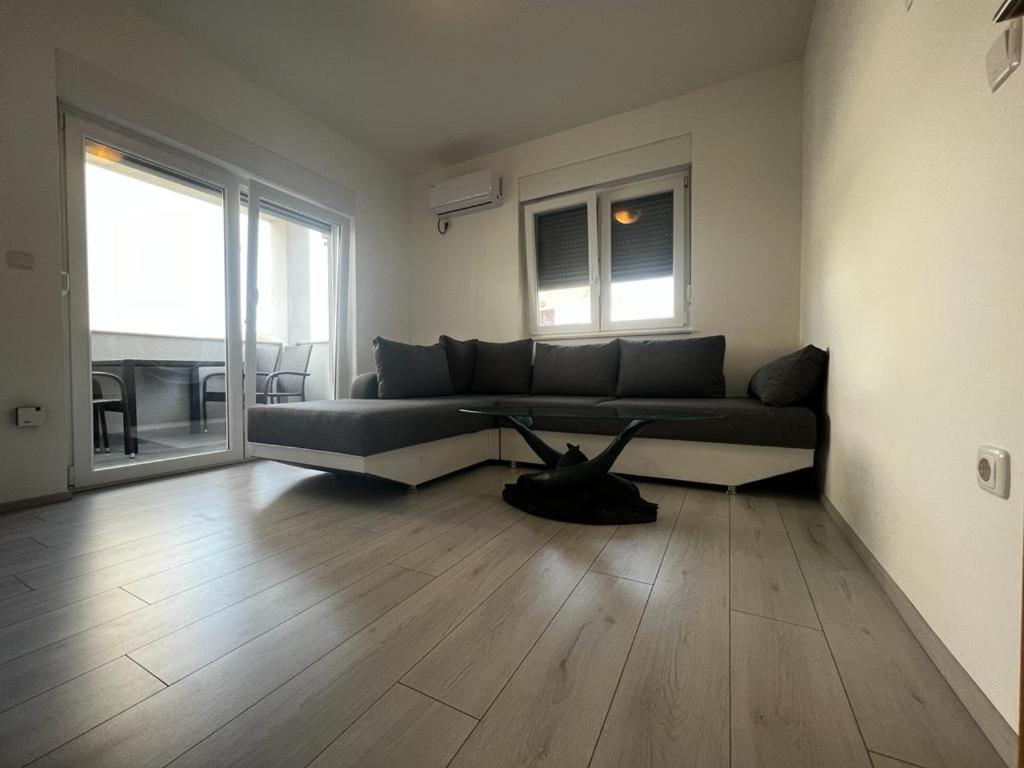 Apartments Petrusic سوبيتارسكا دراغا المظهر الخارجي الصورة