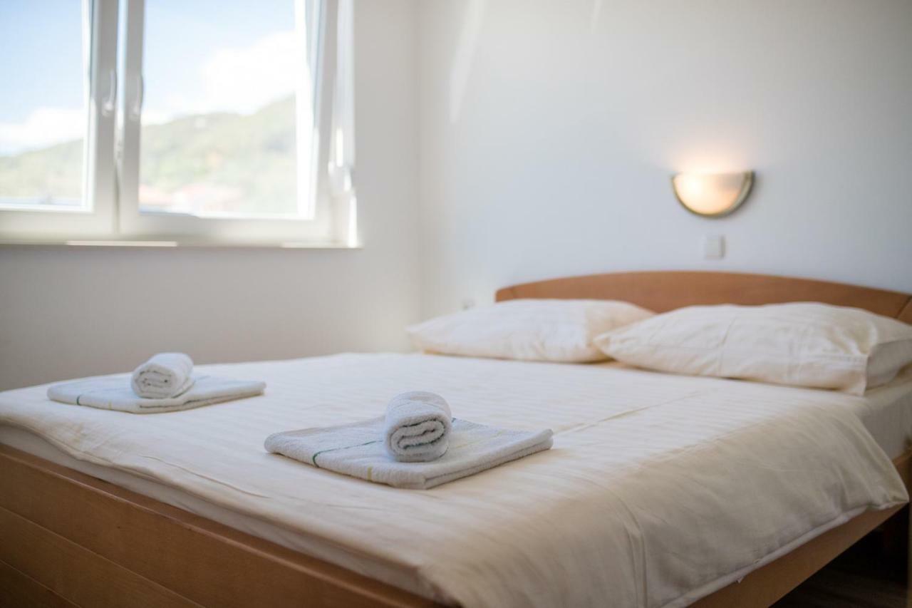 Apartments Petrusic سوبيتارسكا دراغا المظهر الخارجي الصورة