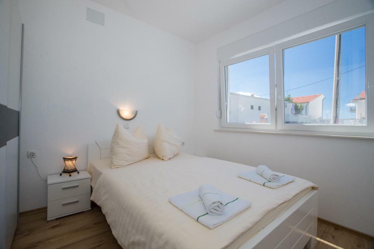 Apartments Petrusic سوبيتارسكا دراغا المظهر الخارجي الصورة