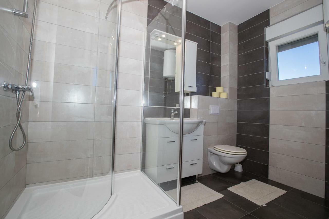 Apartments Petrusic سوبيتارسكا دراغا المظهر الخارجي الصورة