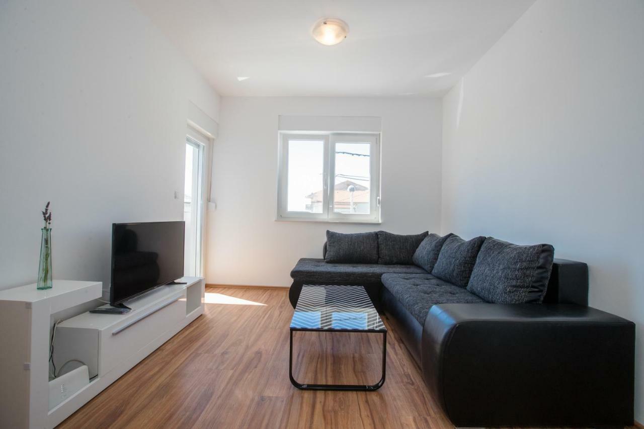 Apartments Petrusic سوبيتارسكا دراغا المظهر الخارجي الصورة